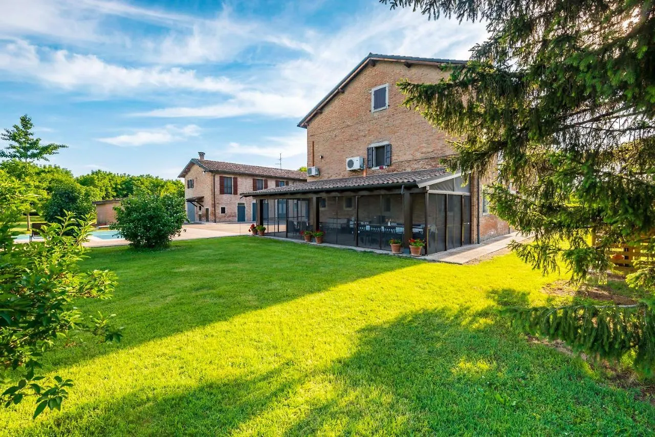 Villa Casa Delle Noci Country House, Pool & Spa Modena