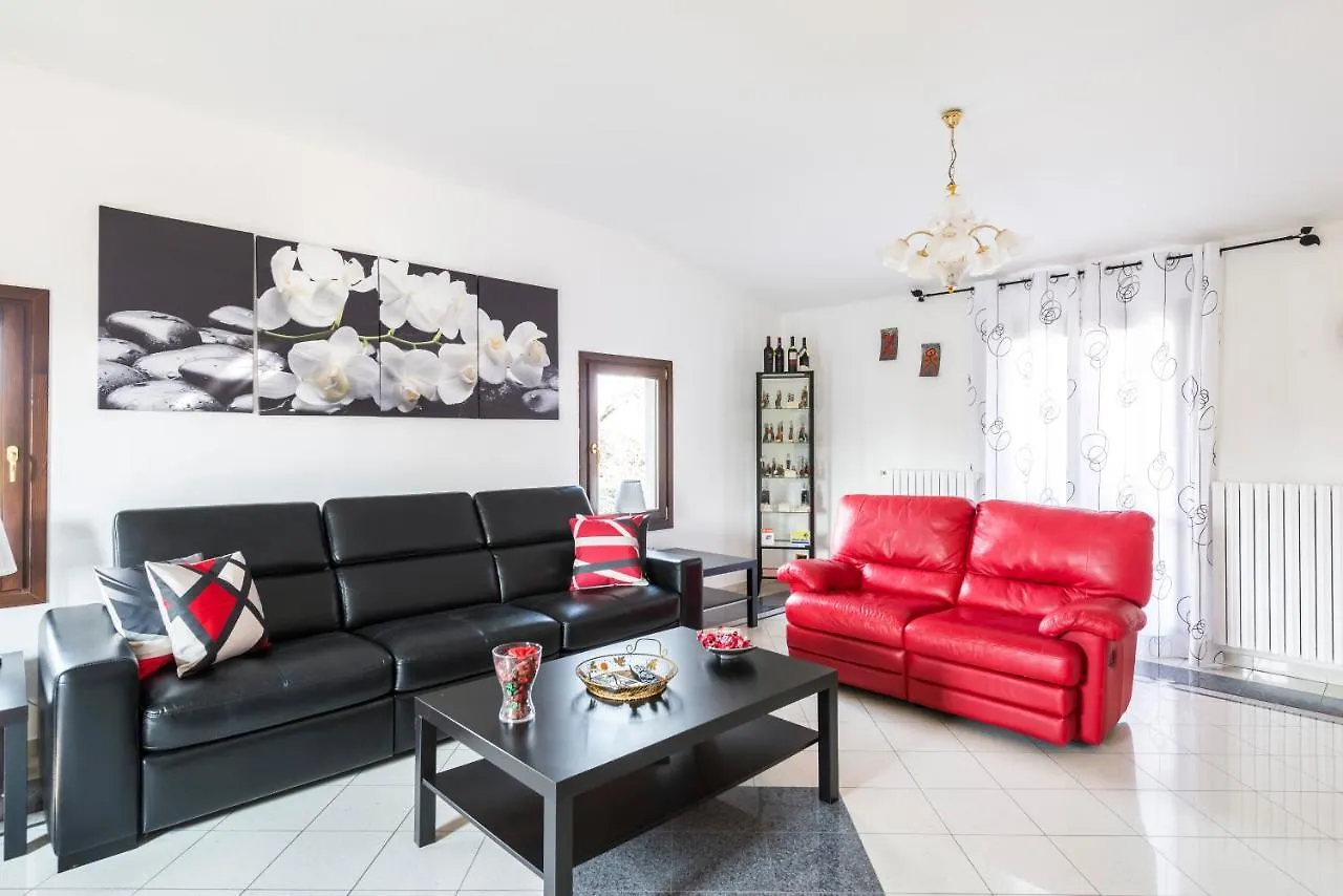 Casa Delle Noci Country House, Pool & Spa Modena 0*,  Italy