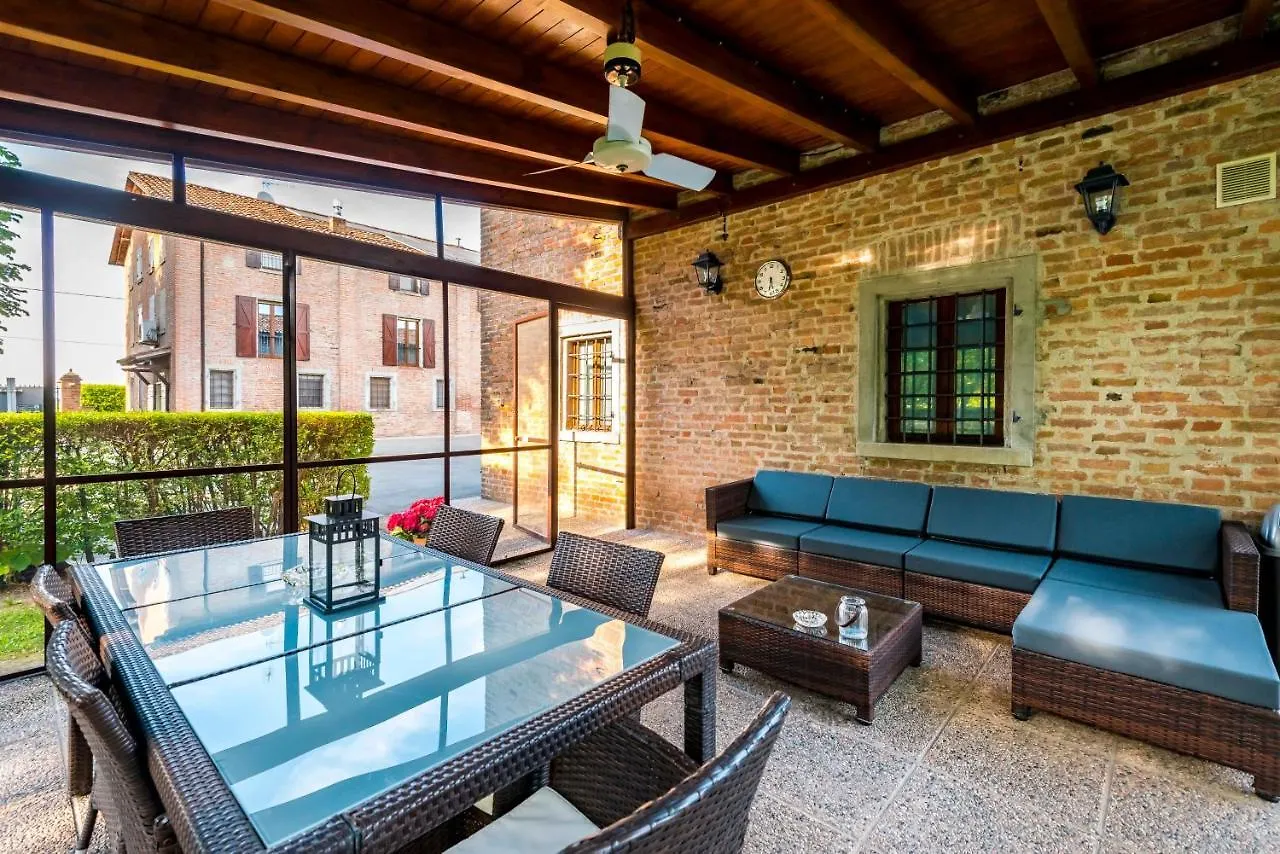 Casa Delle Noci Country House, Pool & Spa Modena Villa