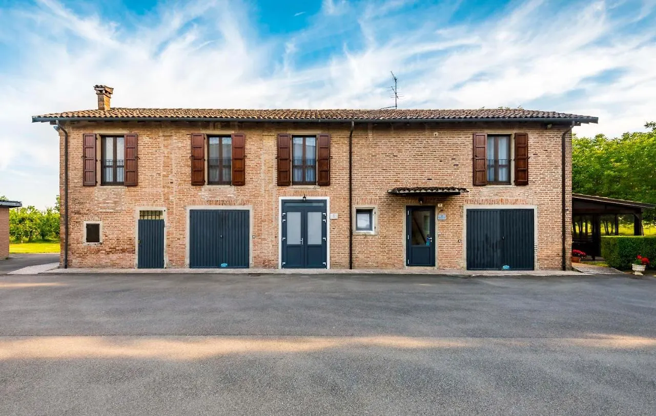 Casa Delle Noci Country House, Pool & Spa Modena